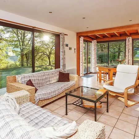 Modern Holiday In Connac With Swimming Pool Ferienhaus