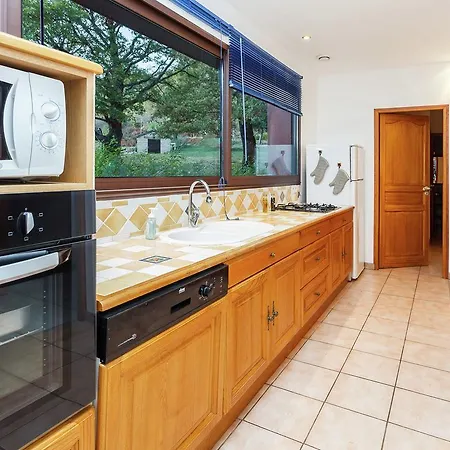 Modern Holiday In Connac With Swimming Pool Ferienhaus *